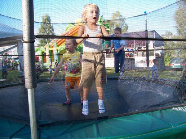 na trampolin