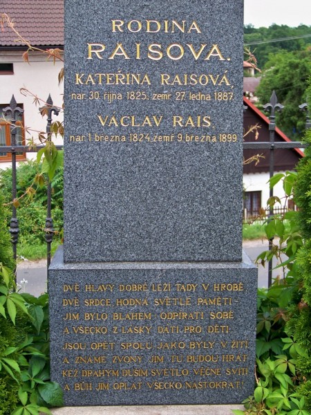 nhrobek Rais