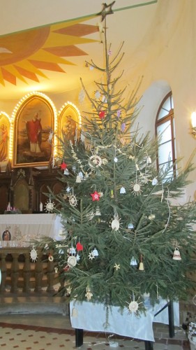 v kostelku